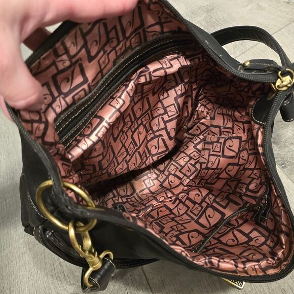 STONE MOUNTAIN BLACK LEATHER CROSSBODY BAG - Picture 6 of 9